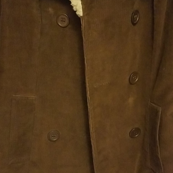 Coat - Picture 3 of 4